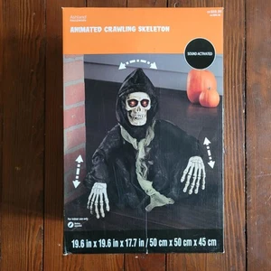 Ashland animiertes kriechendes Skelett 19,6" Halloween gruselig - Brandneu - Bild 1 von 3
