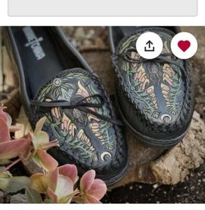 Piel Lunation - Zapatillas Minnetonka Personalizadas Piel de Alce - RARAS - L.E. Nuevo en caja - Imagen 1 de 18