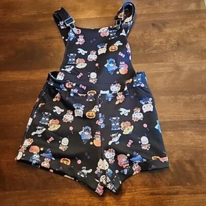 Hello Kitty And Friends Halloween Scuba Shortalls Overall Shorts Women's Small - Picture 1 of 8