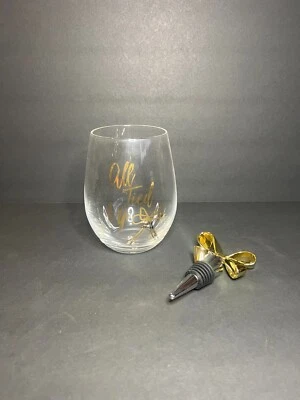 Tapón de botella con arco de regalo dorado y juego de copas de vidrio sin tallo 'todo atado' de 16 oz Foto 1 de 4