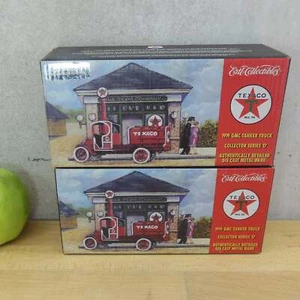 Ertl 2000 Pair Diecast Bank Texaco 1919 GMC Tanker Truck Red & Chrome - Picture 1 of 2