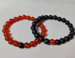 Corniola e perle onice nero opaco estensibili 2 braccialetti combinati per coppia 6-8" - Foto 1 di 12