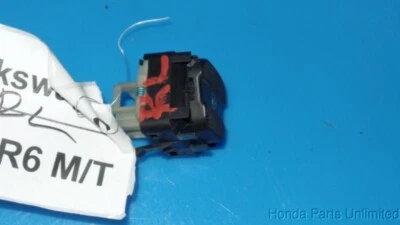 93-98 Volkswagen Jetta MK3 OEM rear left driver side power window switch - Image 1 of 2
