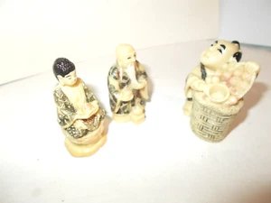 3  Vintage  2"  & 1 3/4" Japanese   Netsukes  * MARKET  VENDER * - Picture 1 of 6