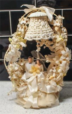 Topper de pastel de boda vintage 11" circa años 50-60 buen estado Foto 1 de 4