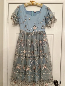 Nolia Bae Kleid mit Blumenstickerei Vögel Damen Gr. S gesmokt Tüll - Bild 1 von 12