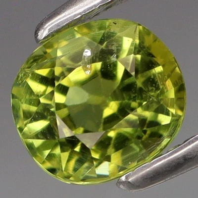 0,74 quilates ¡Impresionante! ¡Piedra preciosa suelta de turmalina verde amarillenta natural intermitente! Foto 1 de 4