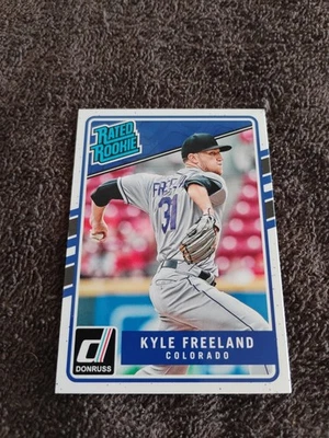 Tarjeta de béisbol 2017 Donruss Rated Rookie Kyle Freeland Colorado Rockies #215 Foto 1 de 2