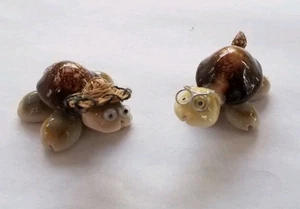 Vintage Turtle Couple/ Tortoise Pair 2 Mini Figurines Handcrafted From Shells - Picture 1 of 8
