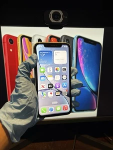 iPhone XR  - Photo 1 sur 6