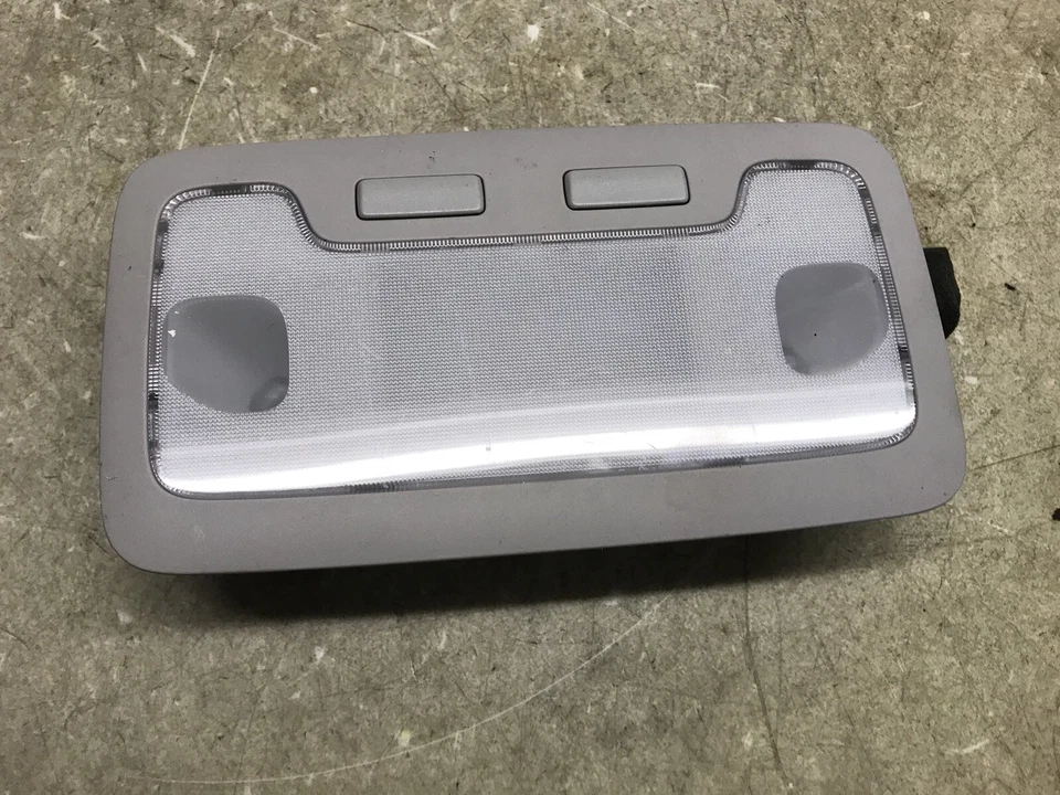 07 08 09 10 11 12 Lexus LS460 Lámpara de luz domo superior  Foto 1 de 2