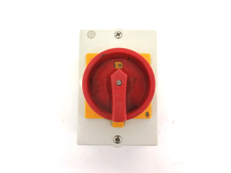 Moeller P1-32 Disconnect Switch 10Ka 600Vac - Image 1 of 1