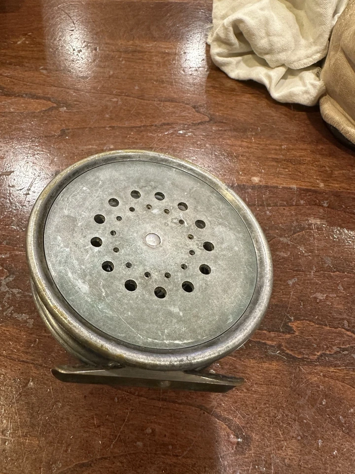 复古 Hardy Perfect 3/5-8 飞轮。 这卷轴属于我父亲。 — 第 1/4 张图片