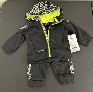 NEW 2 Piece Dri-Works Jacket and Pant set Size 0-3 Months - Picture 1 of 4