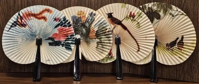 Lote de 4 ventiladores plegables de papel plisado de mano vintage República Popular China Foto 1 de 4