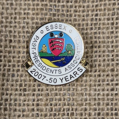 VINTAGE Essex Past Presidents' Association 50 Year Lawn Bowls Enamel Pin Badge - Image 1 of 3