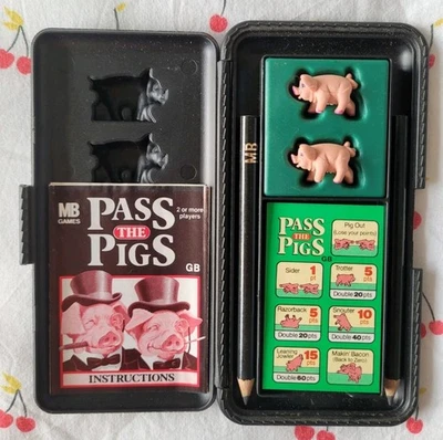 Vintage "Pass The Pigs" travel edition Board Game (MB Games 1984) - Image 1 of 4