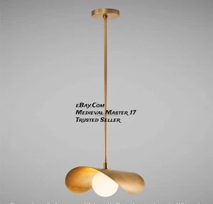 Plafoniera scultorea in ottone moderna metà secolo fatta a mano - Foto 1 di 8