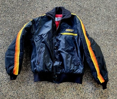 De Colección Ski-Doo Bombadier Negro Bombardero Naranja/Amarillo PARA HOMBRES Grande Cremallera/Colcha a Presión Forrada Foto 1 de 4