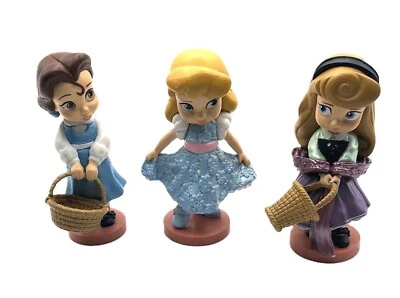 Disney Animators Princesa 3" Figuras Cenicienta, La Bella Durmiente y Bella Foto 1 de 4