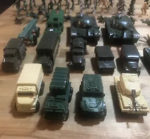 4 Sentinel Toys R Us Army Tank trucks Motor Max Tank Plus Army Men Plus D1 - Picture 1 of 24