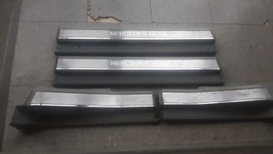 93 Mercedes Benz 300SE W140 gray door sill trim plates - Picture 1 of 5