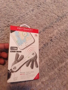 KeySmart Pro Ks411r Kompakter Schlüssel Organizer mit Kachel Smart Location Technologie - Bild 1 von 2