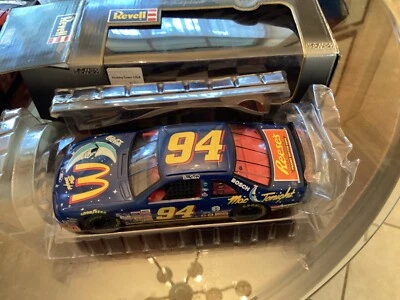 Revell 1:24 #94 Bill Elliott Thunderbird Mac Tonight - Image 1 of 4