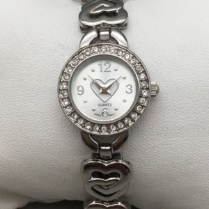 Accutime Watch Women 22mm Crystals Silver Tone Heart Bracelet Band New Battery - Picture 1 of 16