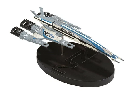 Dark Horse Deluxe Mass Effect Alliance: Normandy SR2 (Remastered Version) Ship R Cover