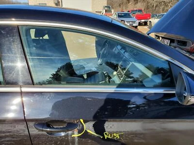 Puerta delantera derecha pasajero cristal/ventana (tinte AS2) 2009-2017 Volkswagen CC Foto 1 de 4