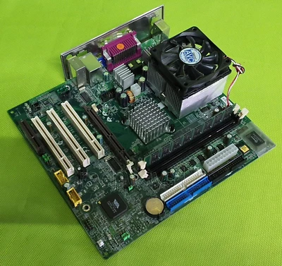 MS-6786 VER 1 (Packard Bell OEM) Motherboard AMD Athlon XP 2700+ 512MB Heatsink - Image 1 of 4