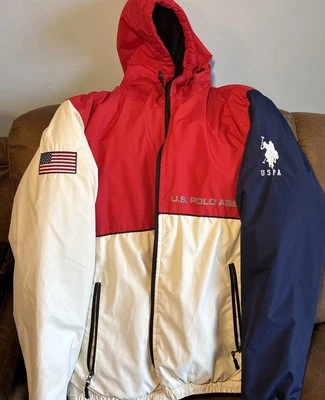 U.S. Polo Assn. Chaqueta forrada de vellón grande con capucha americana roja blanca azul para hombre  Foto 1 de 4