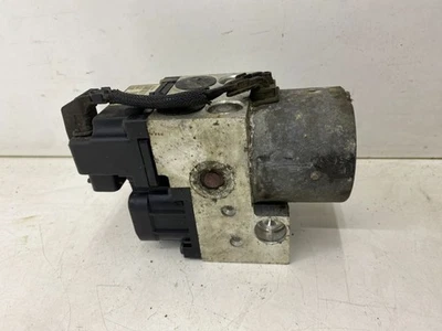 Toyota Yaris 2004 ABS Pump 489029 SBR38260 - Image 1 of 4