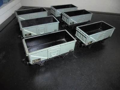 6x HORNBY DUBLO 16 ton MINERAL WAGON (DIE-CAST TYPE) - 2/3 RAIL - OO GAUGE - Image 1 of 4