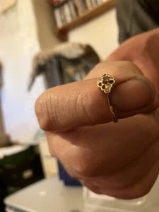 Gold Plated Daisy Ring - Missing Stones - Picture 1 of 2