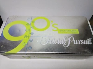 Trivial Pursuit Edición Time Capsule Años 90 - ¡CÓMPRALO PARA LAS PIEZAS RARAS DEL JUEGO! - Imagen 1 de 9
