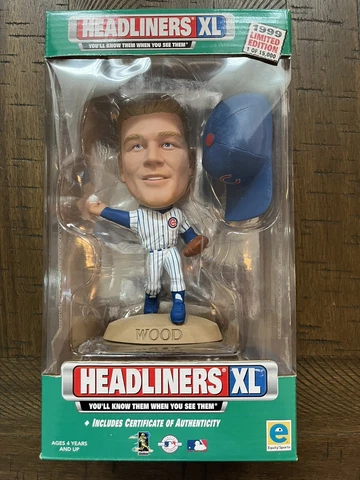 Headliners XL 1999 Kerry Wood Chicago Cubs Ltd. Edition Figure 1 of 15,000 Cover