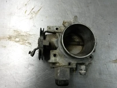 Cuerpo de válvula de acelerador de 1996 Pontiac Grand Am 2.4 Foto 1 de 4