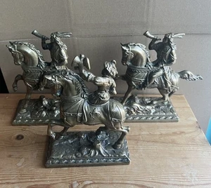 x3 Messing Kavallerie Soldaten auf Pferden arabisches Militär H19 x L18cm - Bild 1 von 5