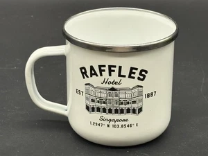 Vintage RAFFLES HOTEL Singapore Metal Enamel Coffee Mug Cup EUC - Picture 1 of 5