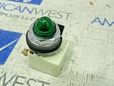 Square D 9001-KM1 Light Module  Green with forward plate - Image 1 of 4