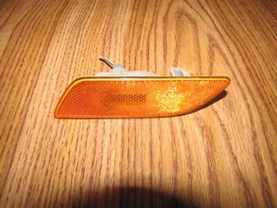 00-06 MERCEDES-BENZ CL-CLASS LUZ INDICADORA FRONTAL LH DRIVER FABRICANTE DE EQUIPAMENTO ORIGINAL - Imagem 1 de 2