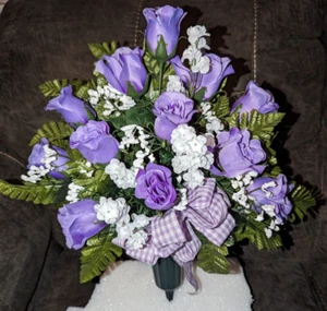 Friedhof Blumen, Friedhof Grabschmuck im Halter - Bild 1 von 3