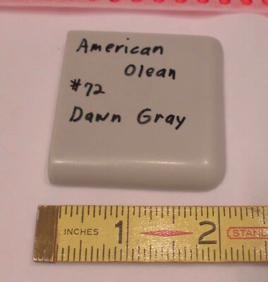 1 pc. Azulejo de esquina nariz de toro superficie cerámica gris amanecer 2" X 2" X 5/16"; por A.O. Foto 1 de 4