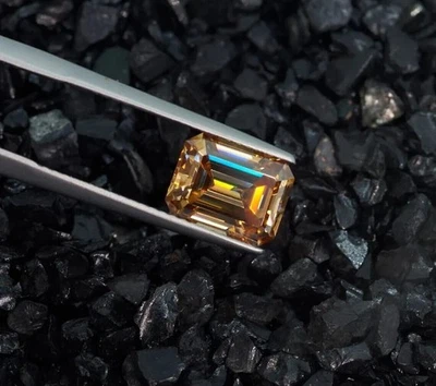 5 Ct Fancy Champagne Color Emerald cut VVS1 Diamond Premium Quality Gemstone11x9 - Image 1 of 4