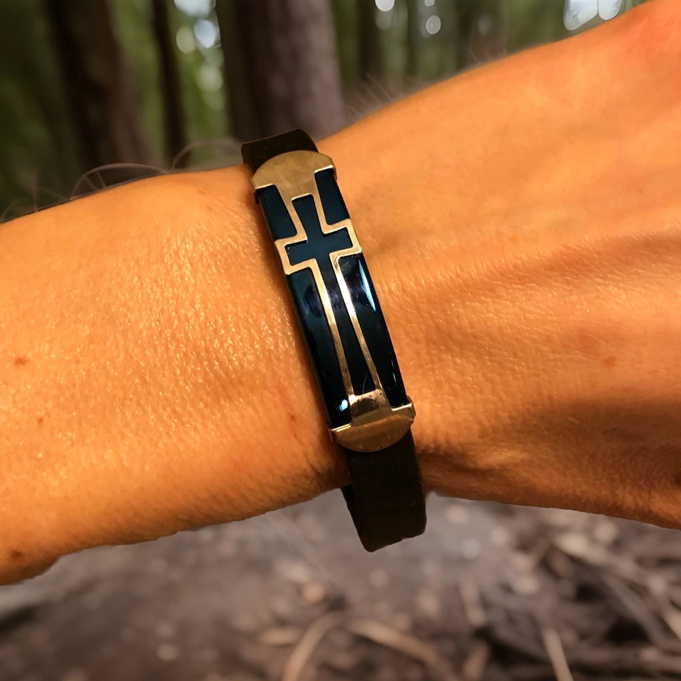 Мужской браслет из нержавеющей стали черный и серебристый металлик синий крест - Изображение 1 из 4