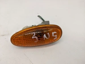MITSUBISHI SHOGUN MK3 LEFT INDICATOR SIDE MARKER LIGHT - Picture 1 of 1