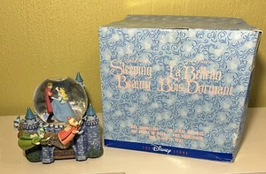 Disney Dornröschen musikalische Schneekugel Once Upon A Dream Schloss Aurora Fee - Bild 1 von 16