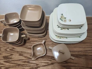 VTG - BROOKPARK Floral Daisy Dinnerware Set - Picture 1 of 12